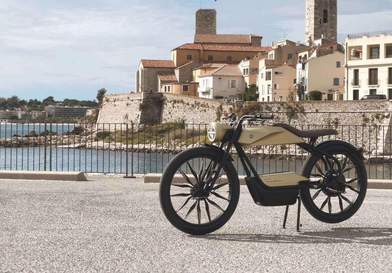 Elmoped designad av Pininfarina