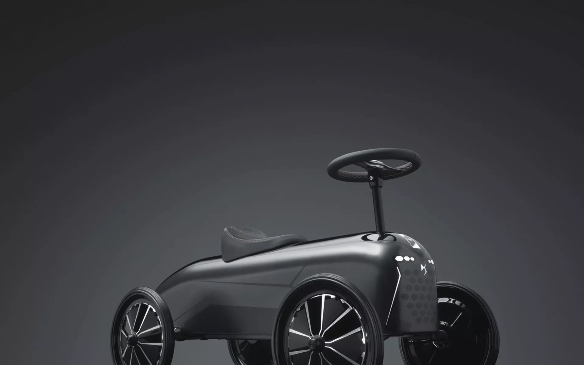 DS presenterar en snofsigare gåbil för barn