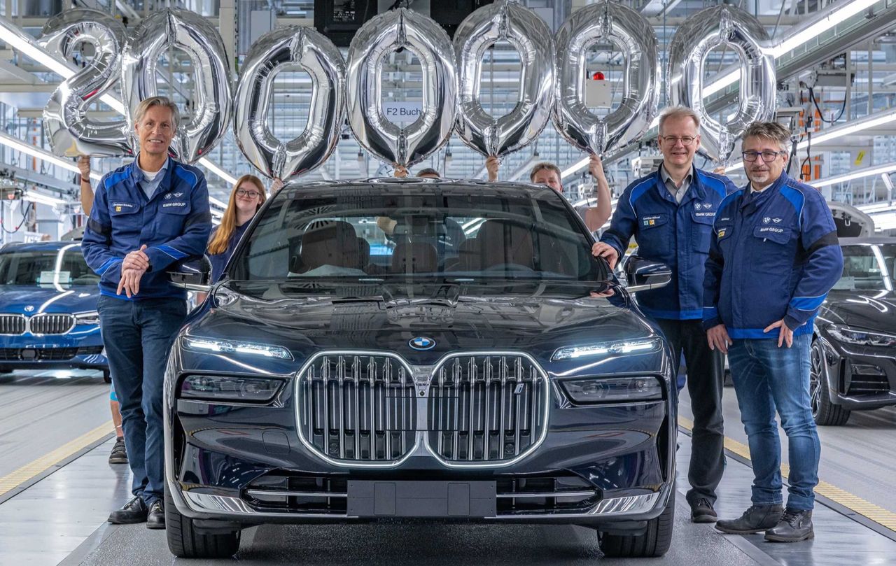 BMW har nu tillverkat två miljoner exemplar av 7-serien