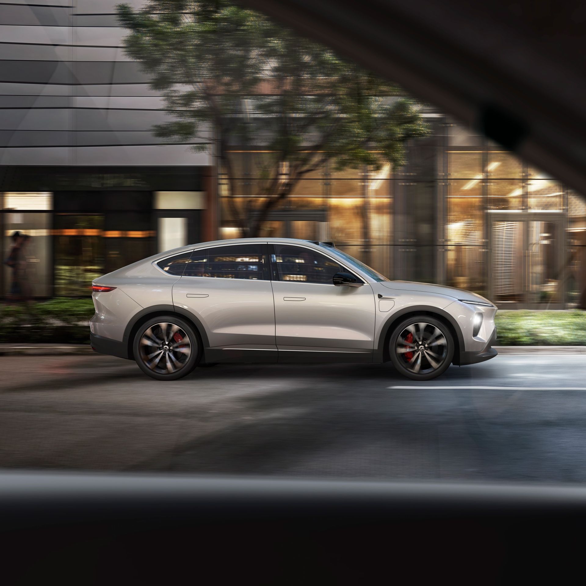 Nio presenterar Nio  EC7