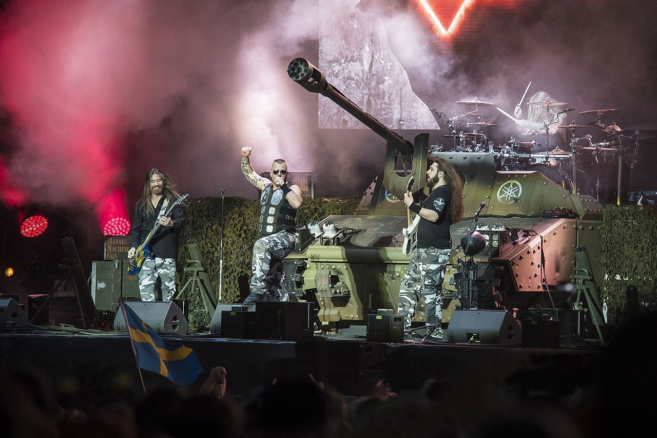 Sabaton kan bli av med priset som Årets folkbildare