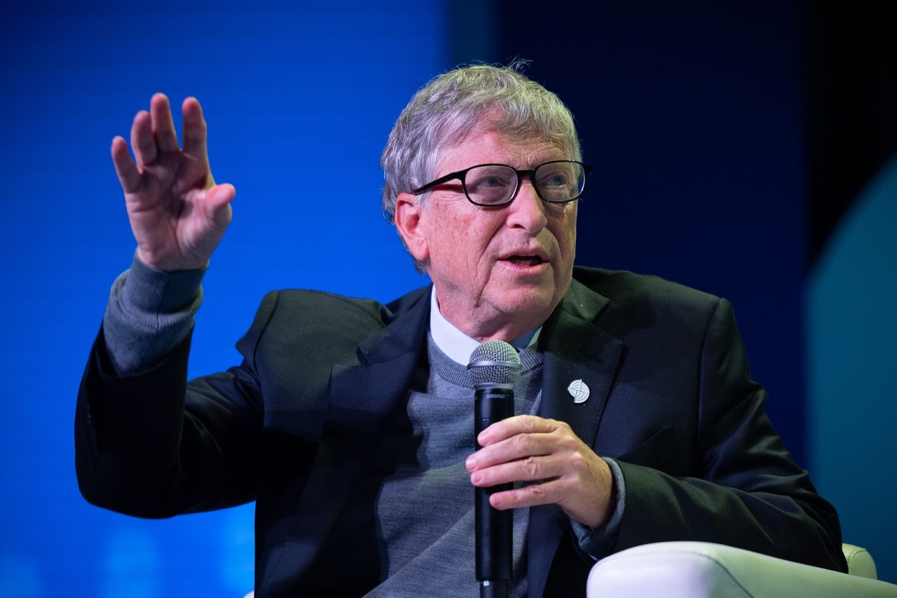 Bill Gates använder en Galaxy Z Fold 4 som sin telefon