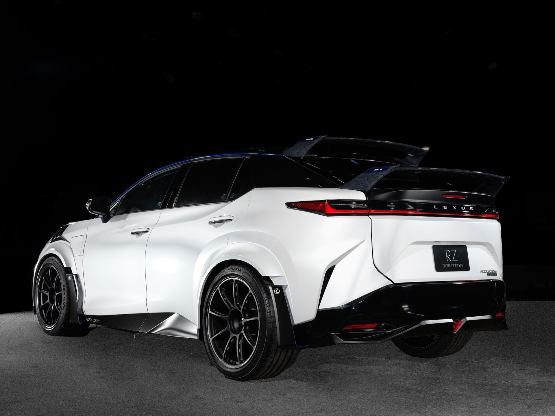 Lexus visar upp RZ Sport Concept