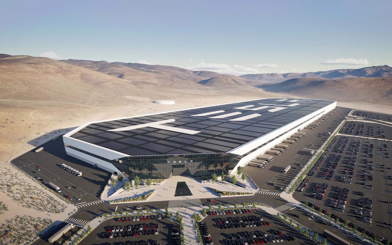 Tesla bygger ut fabriken i Nevada