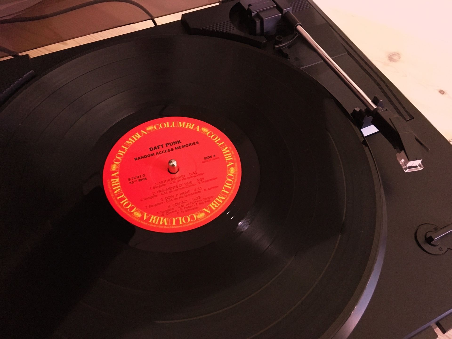 Vinyl säljer bättre än CD