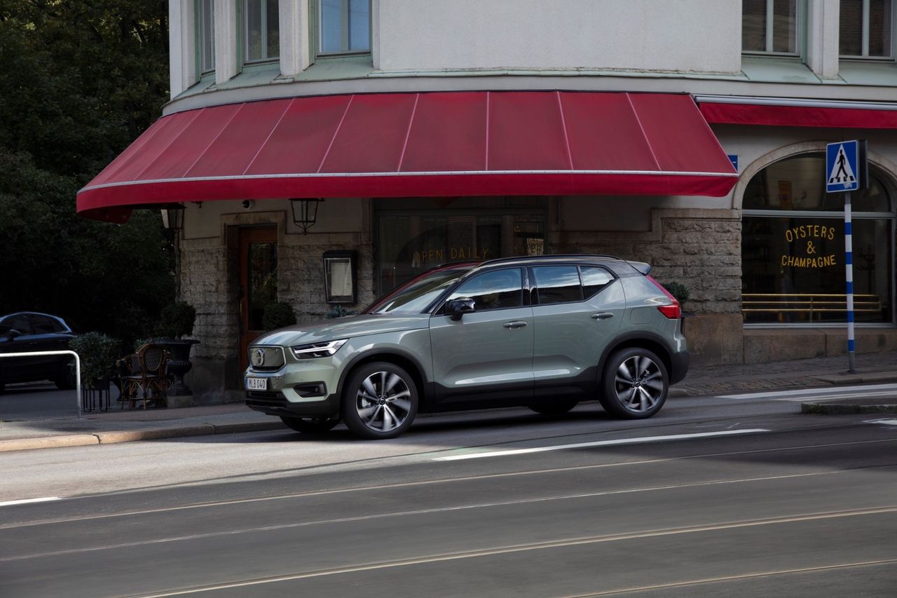 Så långt kommer nya Volvo C40 och XC40