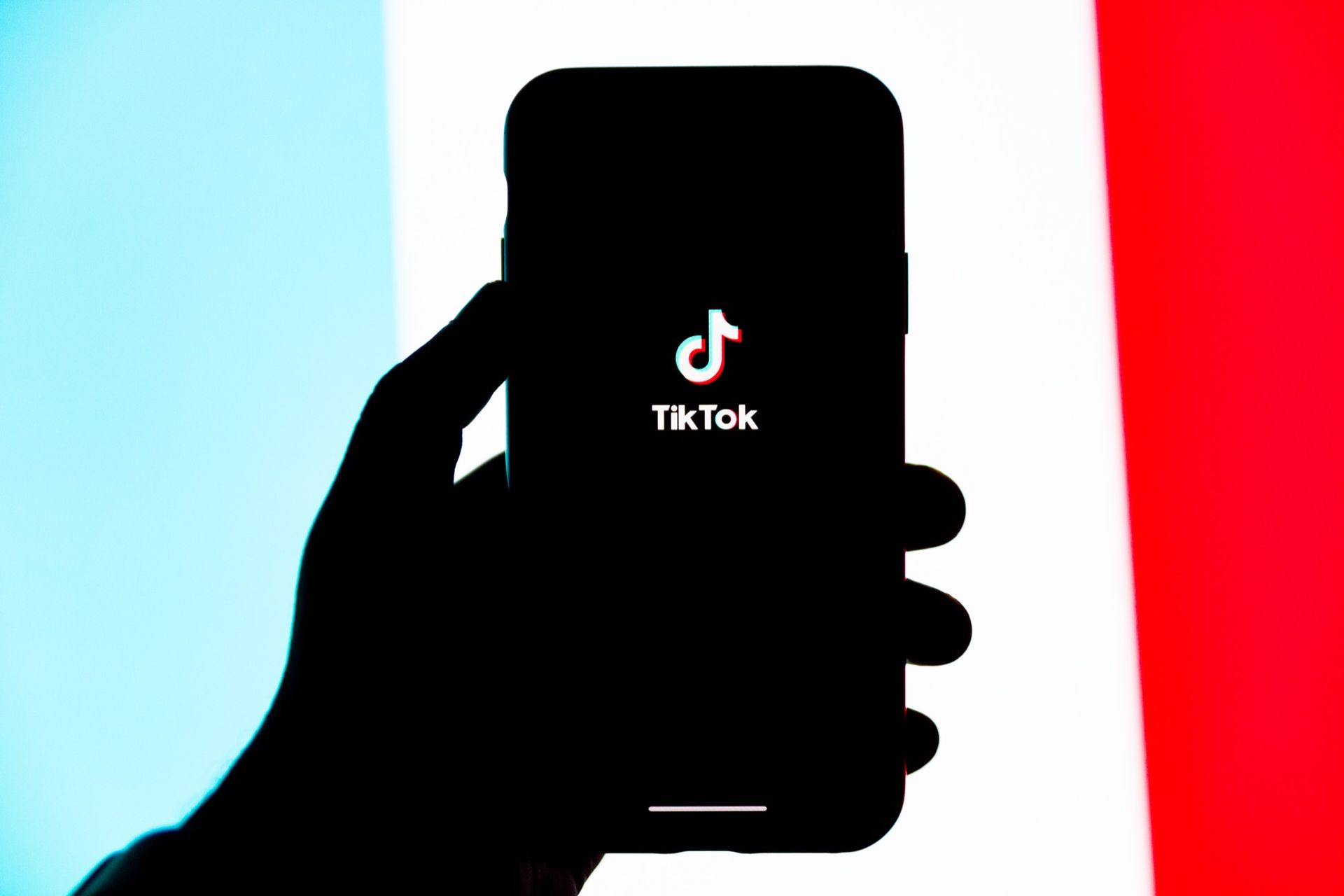 USA kräver att kinesiska ägaren säljer TikTok