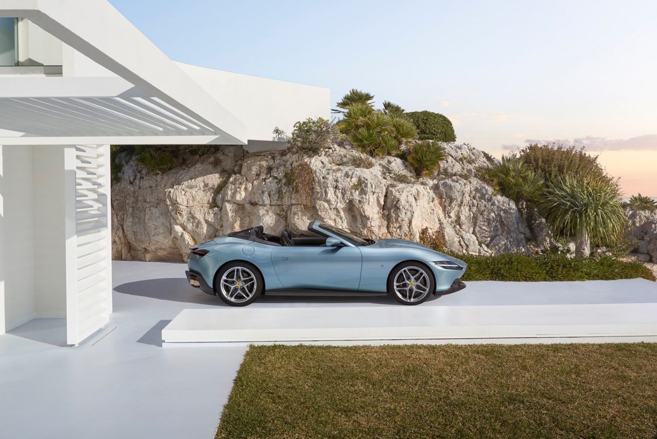 Ferrari Roma nu även som cabriolet