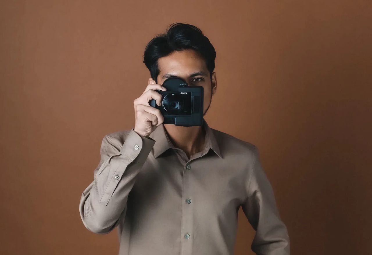 Sony släpper kamerakitet DSC-HX99RNV för synskadade