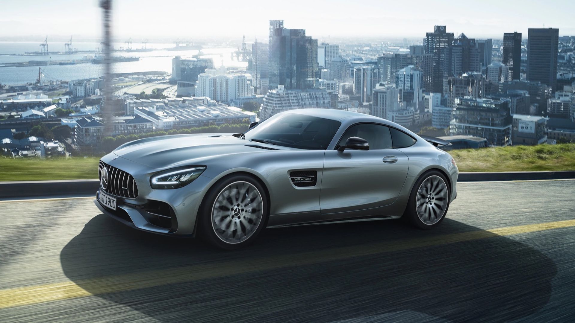 Nya Mercedes-AMG GT kommer i oktober