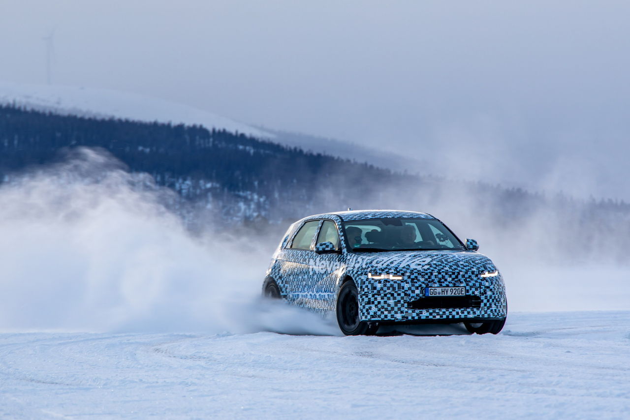 Vintertester med Hyundai Ioniq 5 N