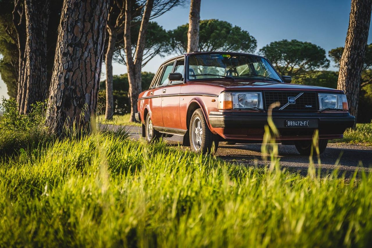 En lågmilad Volvo 240 Turbo säljes