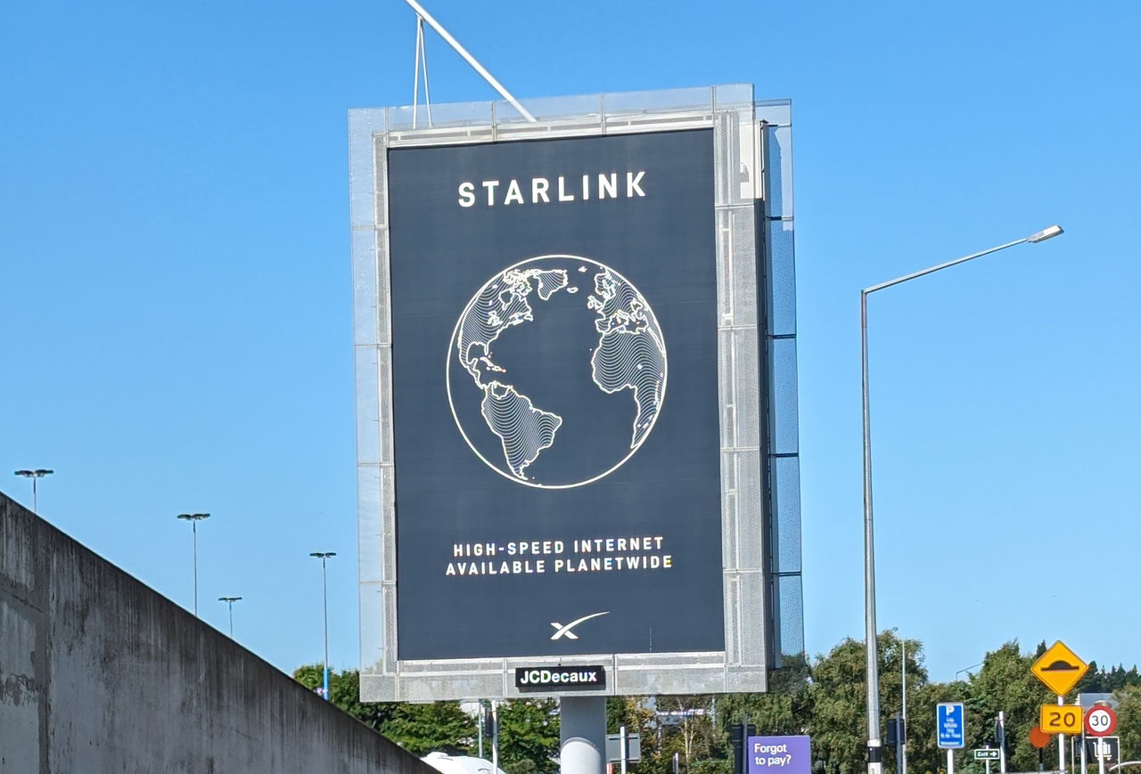 Starlink blir billigare i Sverige