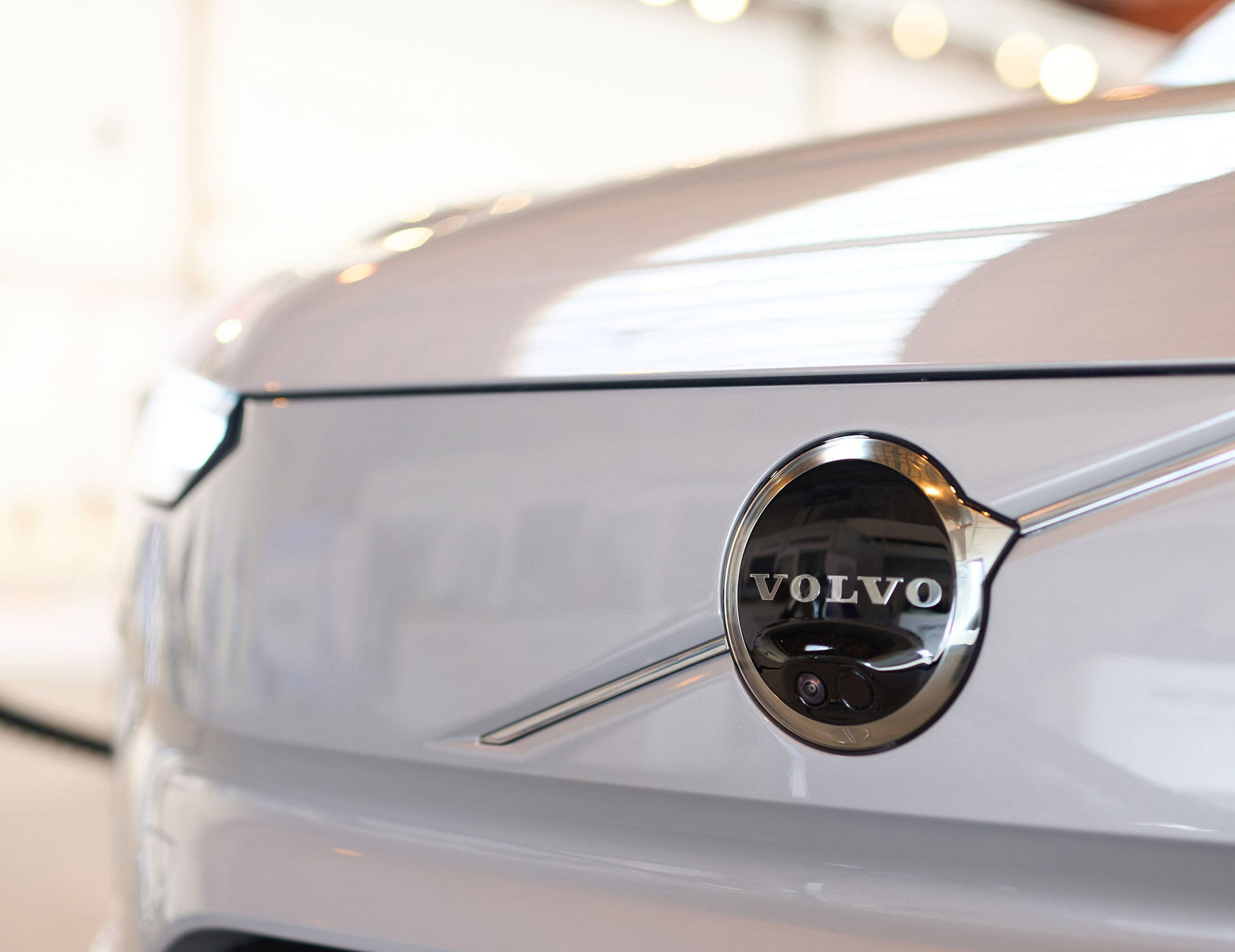 Volvo Cars sparkar 1300 personer i Sverige