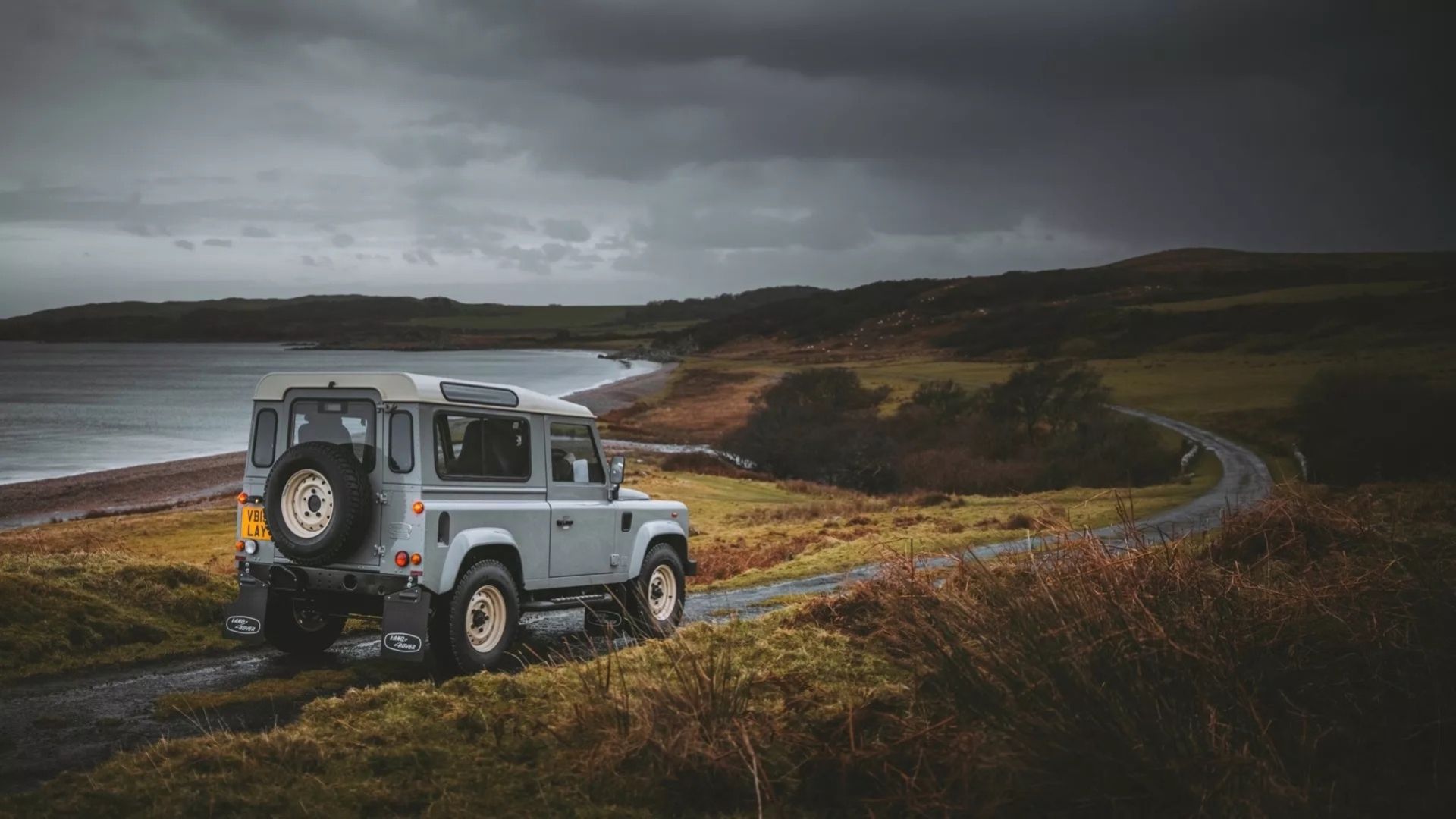 Land Rover Classic releases new Defender