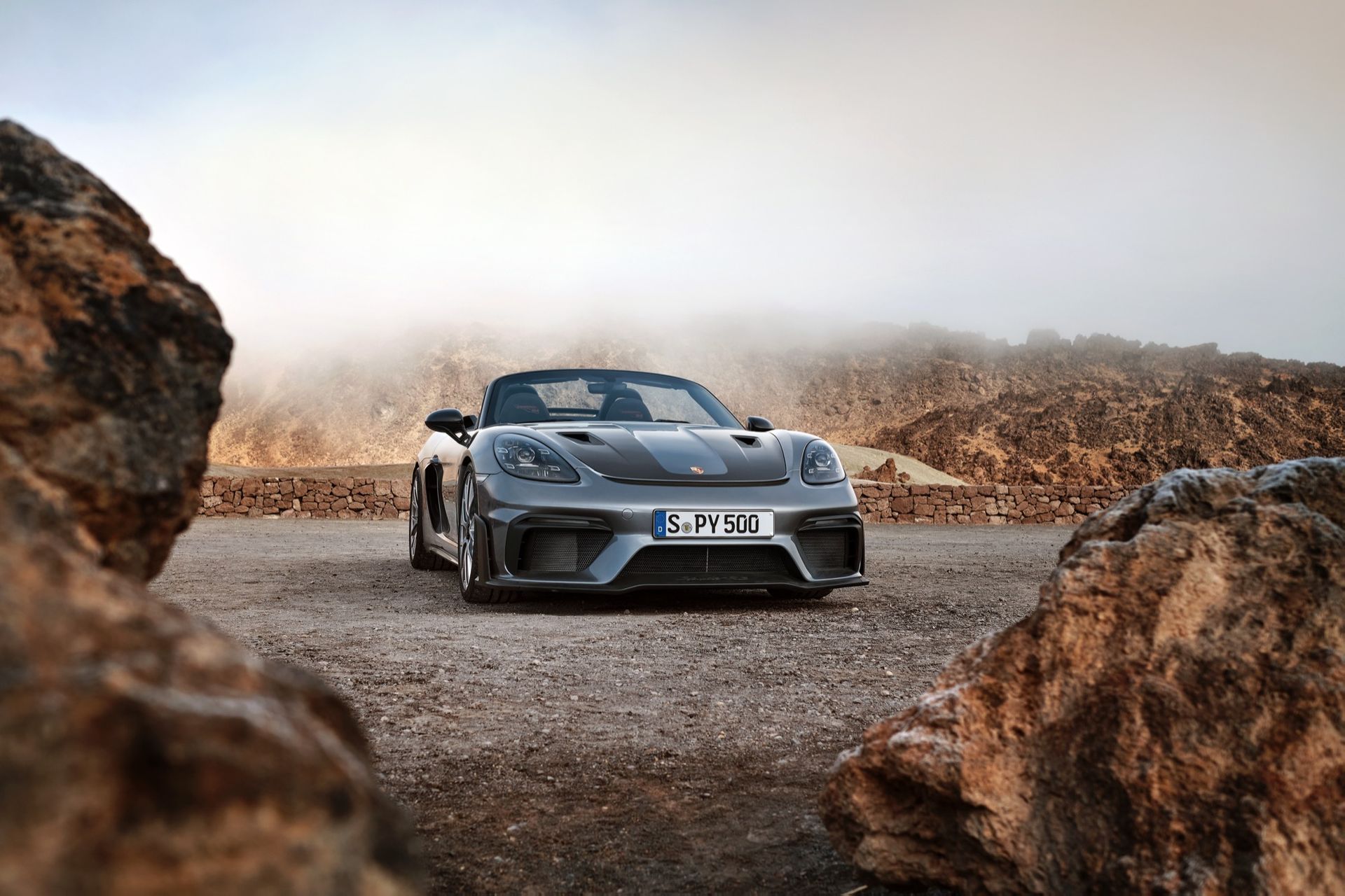 Porsche unveils 718 Spyder RS