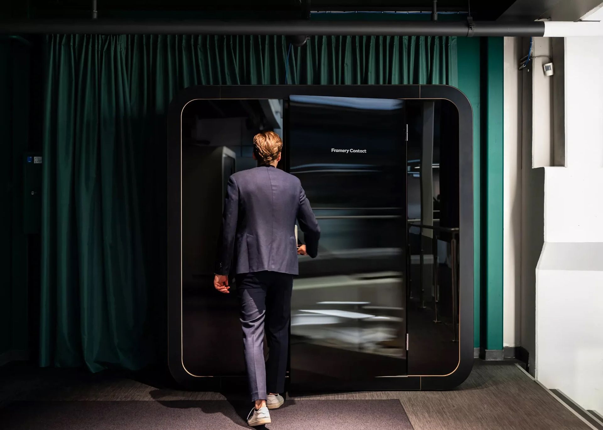 Framery visar upp Contact