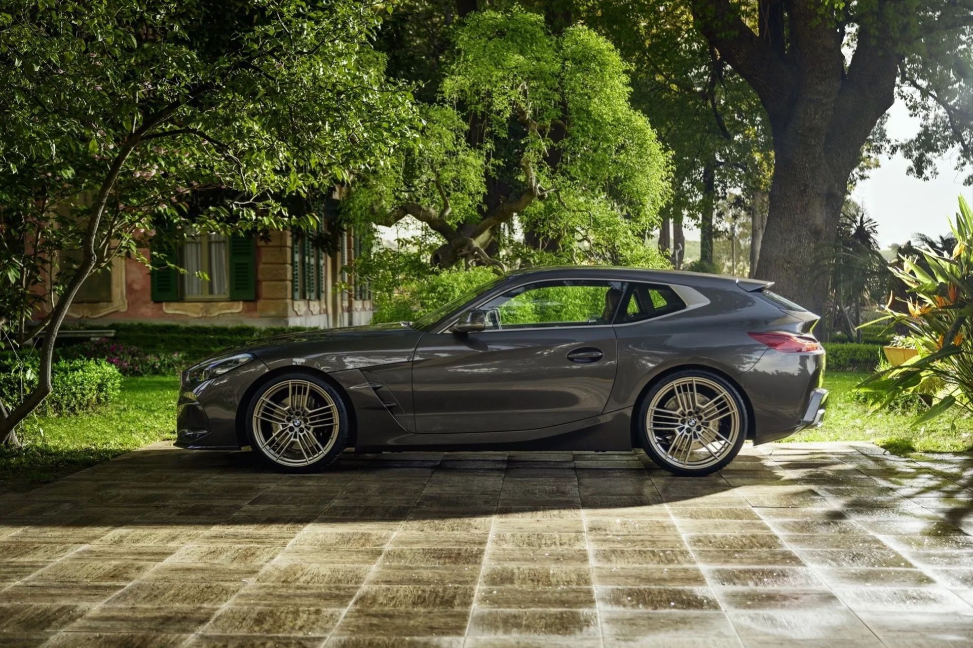 BMW have made a new clown shoe