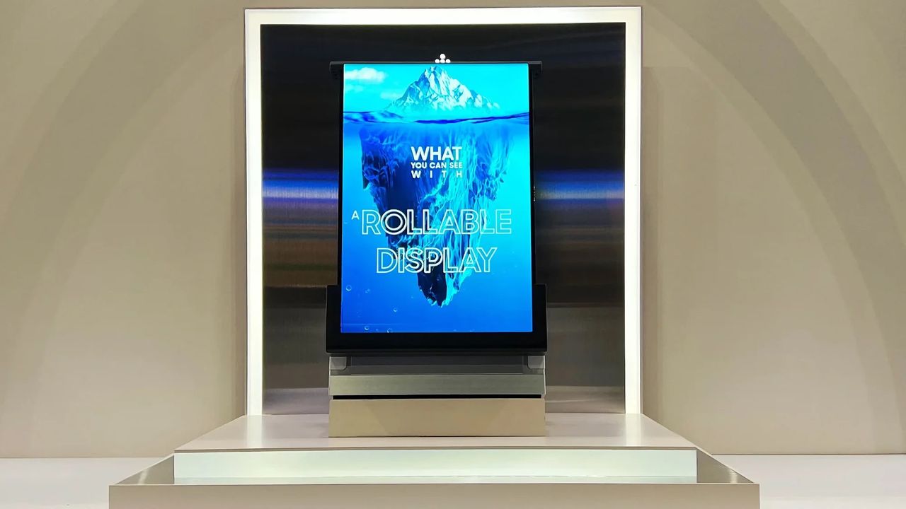 Samsung unveils rollable OLED screen