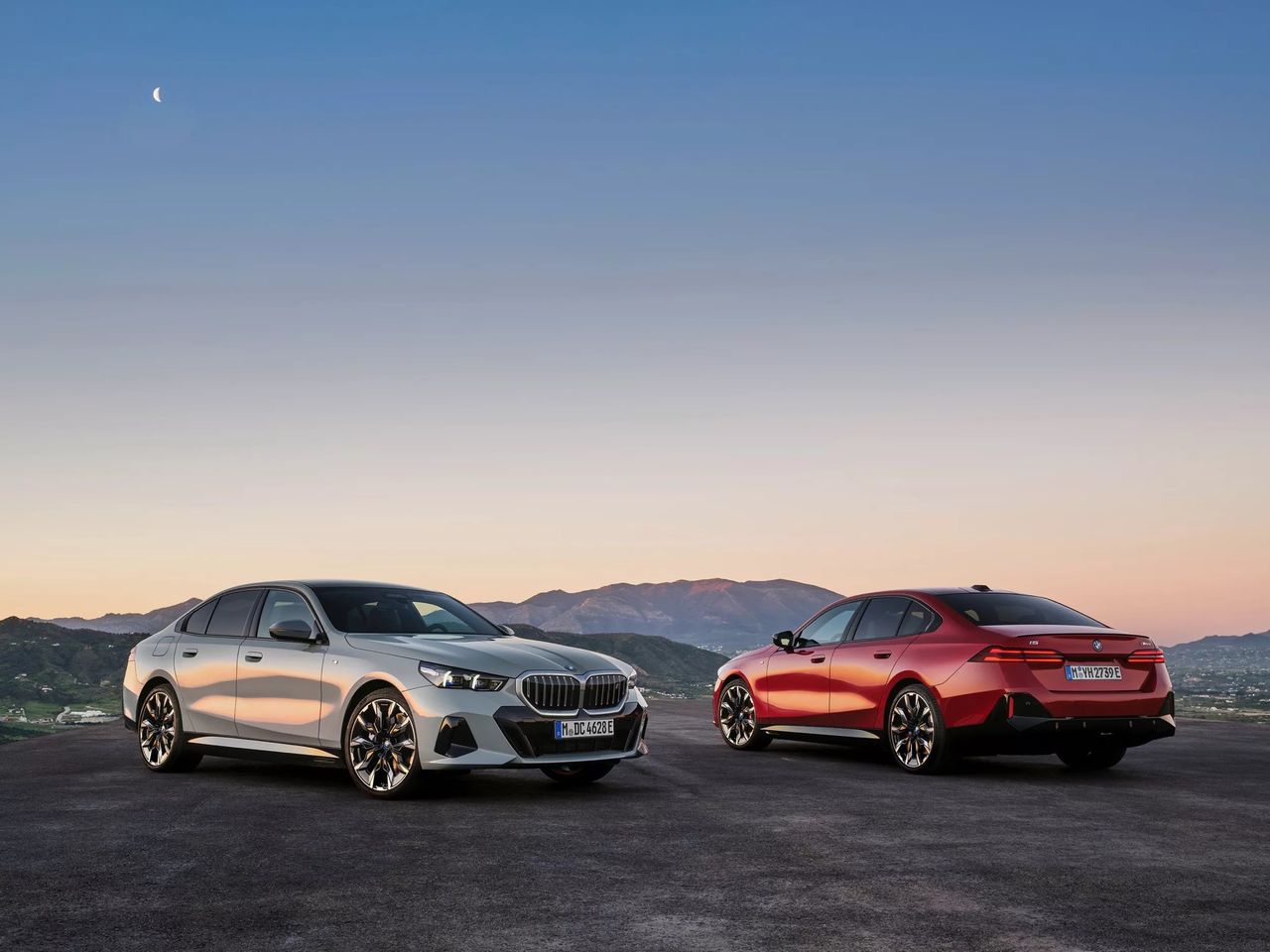 BMW presenterar i5 Sedan