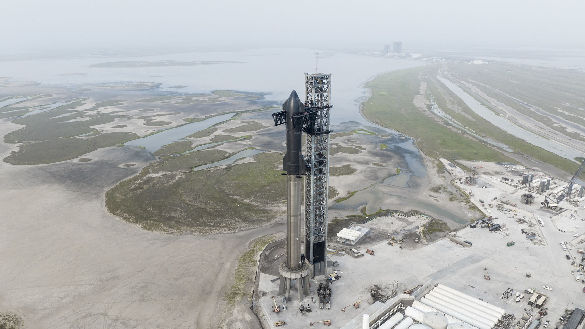 Map of Earth's space bases released