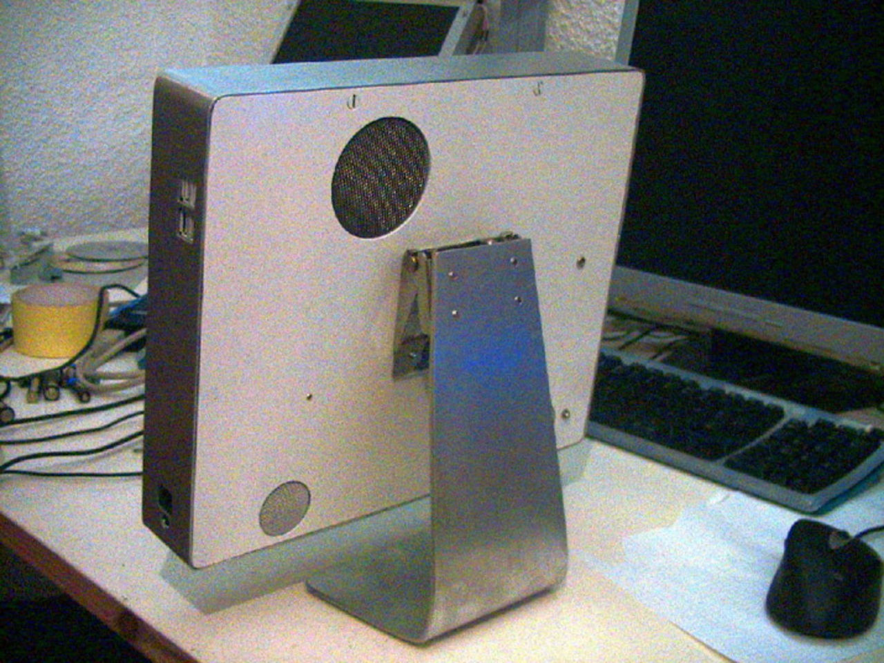 Kille bygger om sin Windows laptop till en 