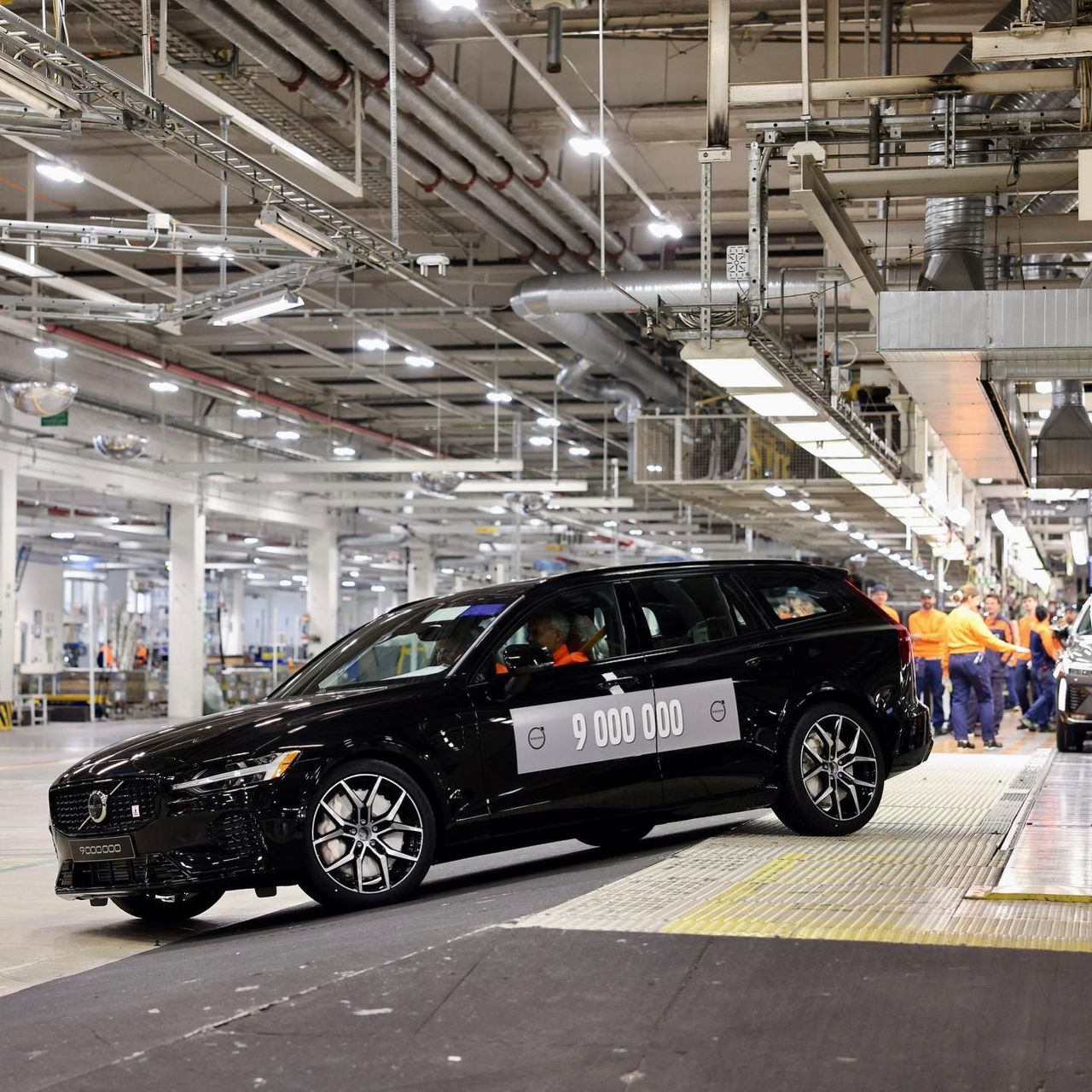 Nu har Volvo tillverkat nio miljoner bilar i Torslanda