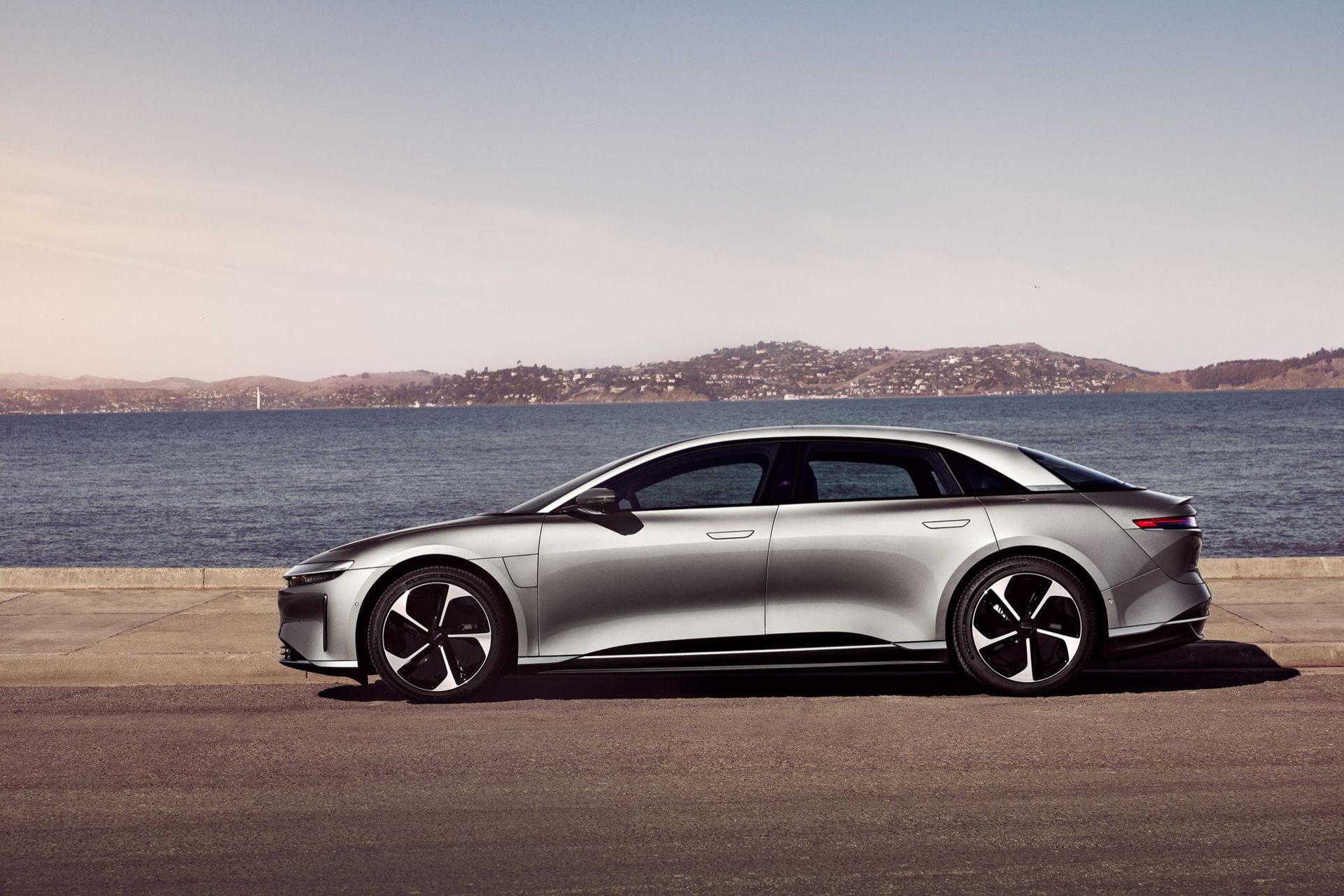 Lucid's electric car charges the fastest