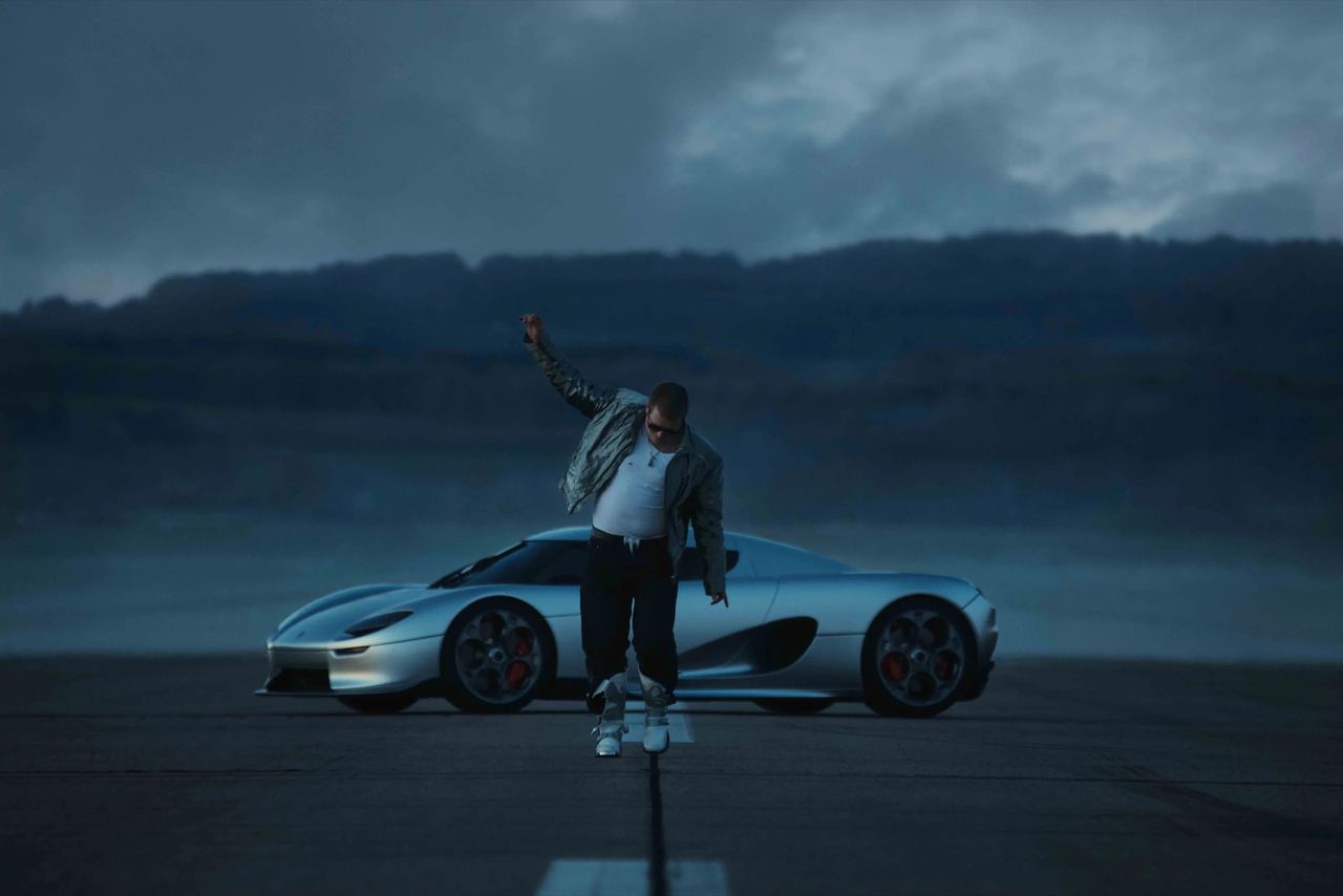 Yung Lean kör Koenigsegg CC850