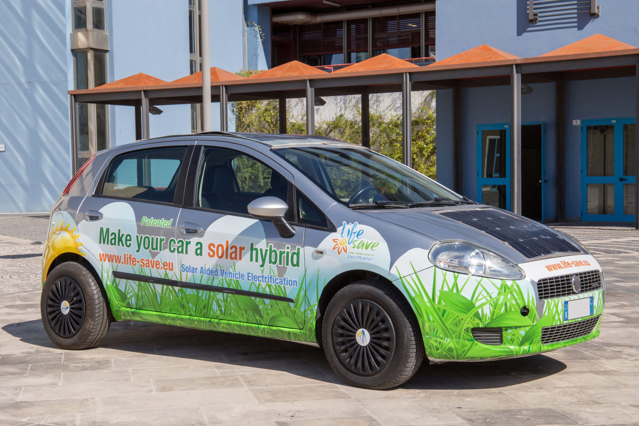 Två forskare dog när experimentell hybridbil exploderade