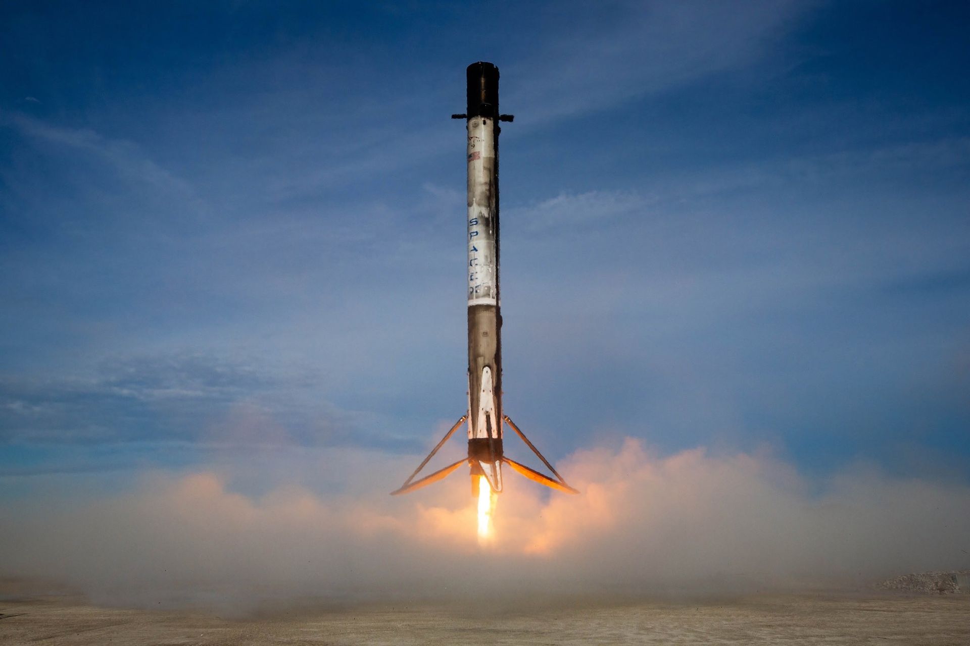 SpaceX siktar på att återanvända Falcon 9-booster 20 gånger