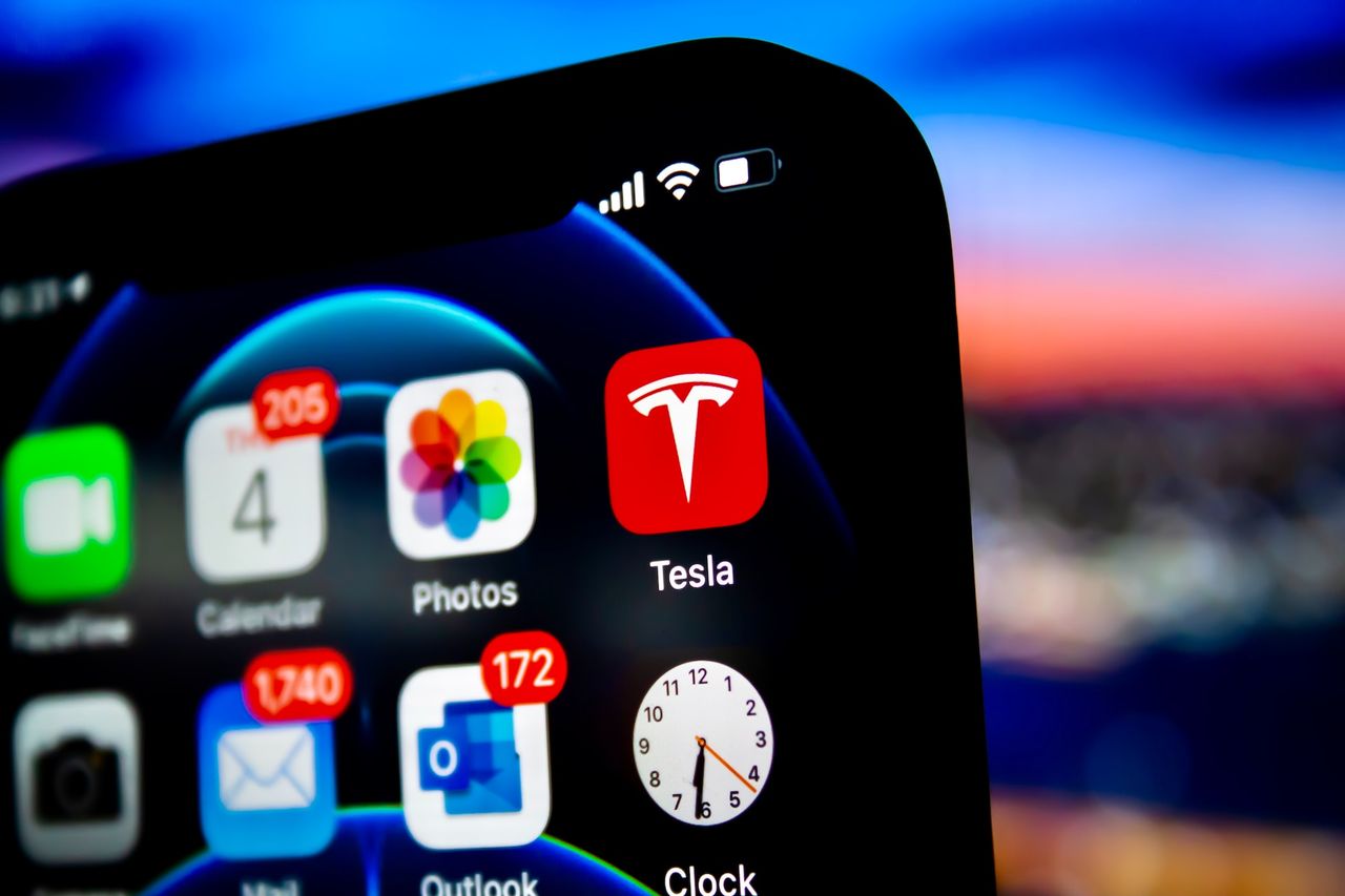 Tesla-appen får stöd för genvägar på iOS