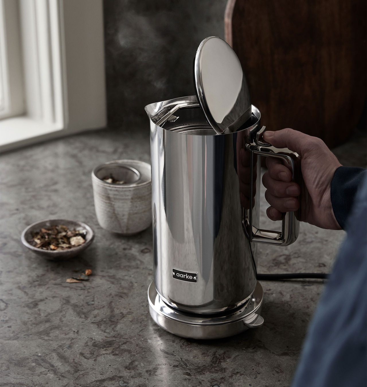 Aarke släpper stilig vattenkokare