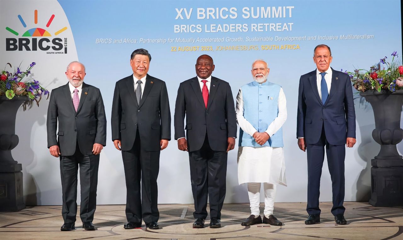 Sex nya länder bjuds in till BRICS