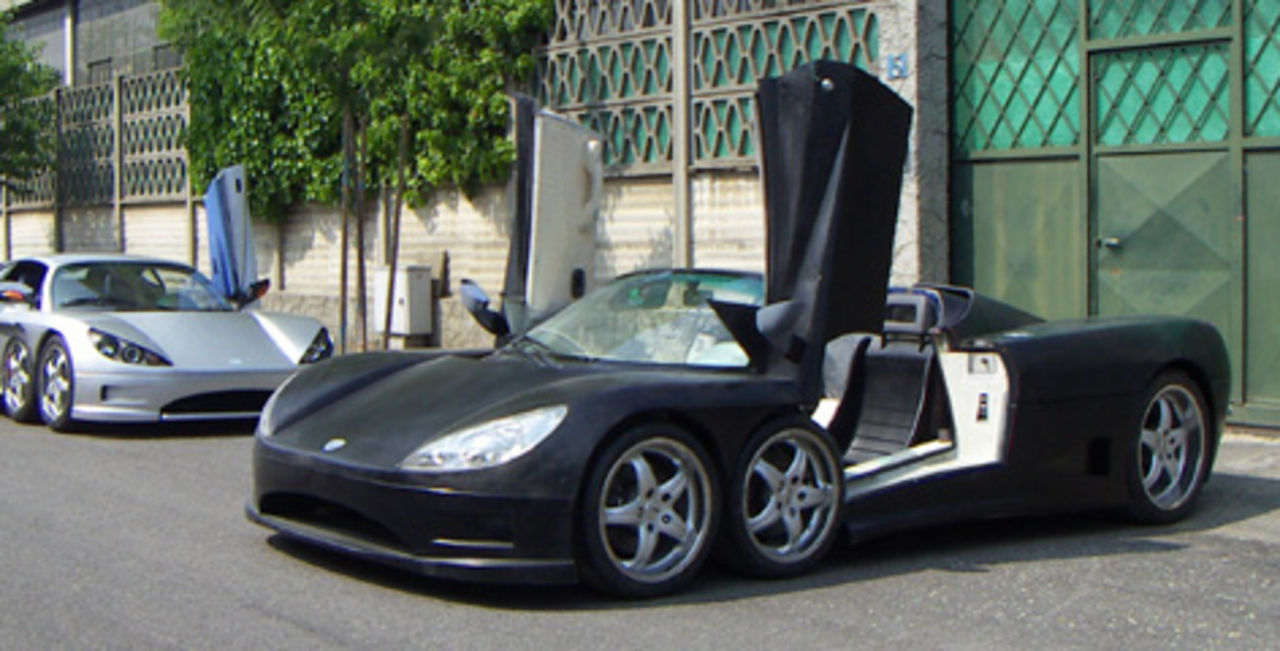 Sexhjuliga Covini C6W