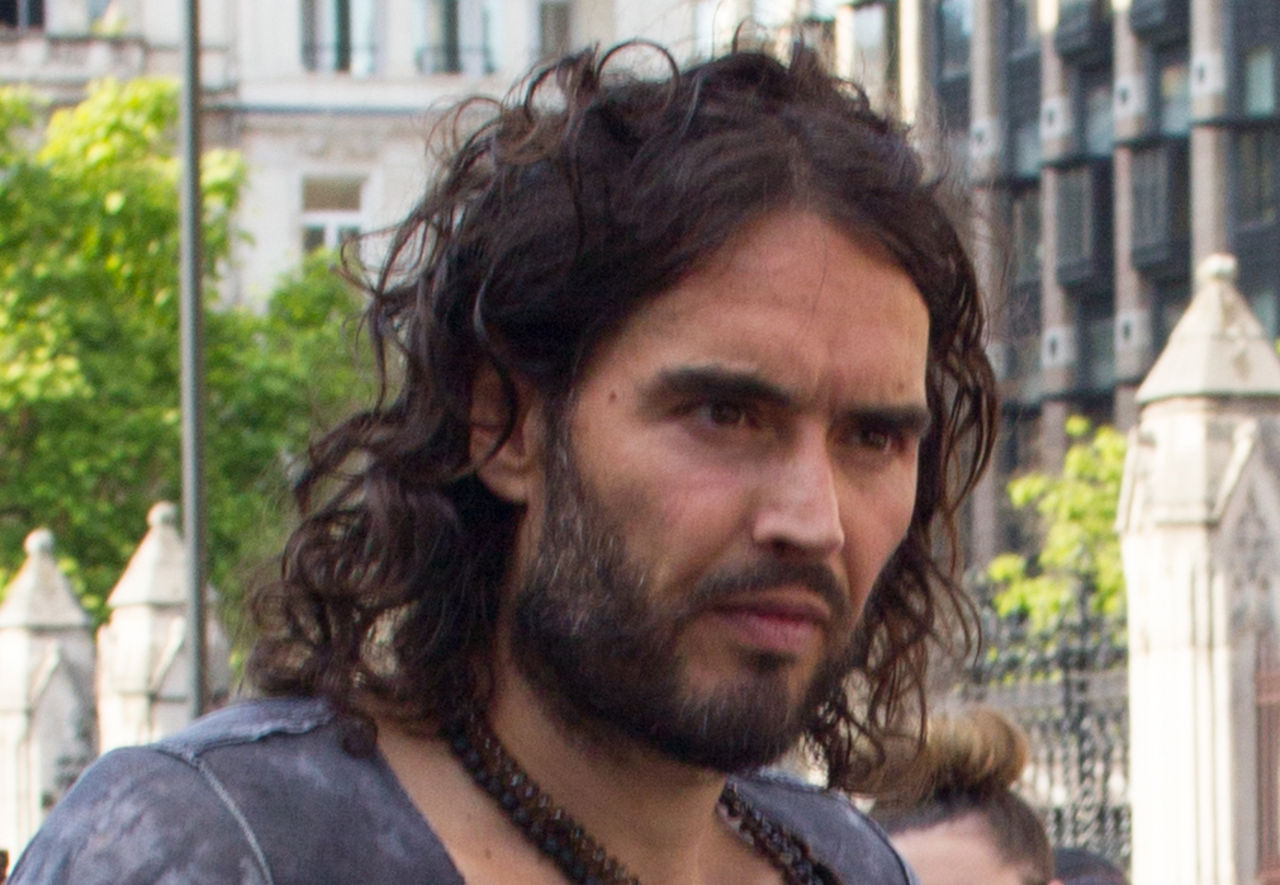 YouTube skär av pengaström till Russell Brand