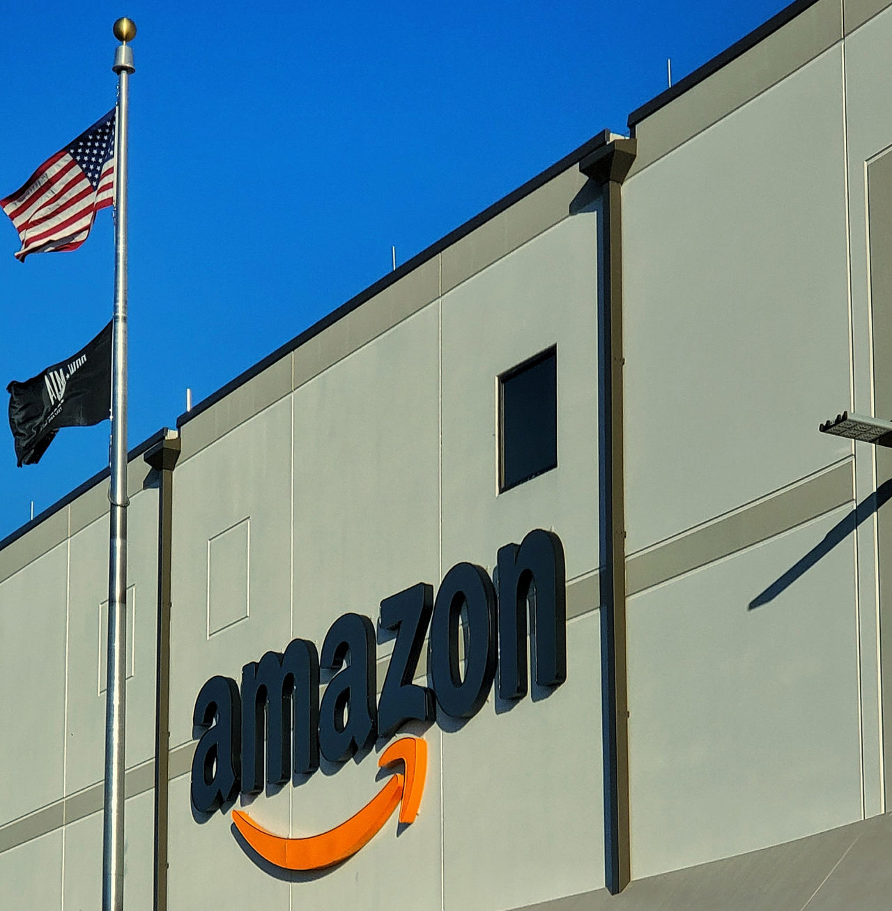 Amazon stäms för konkurrensbrott i USA