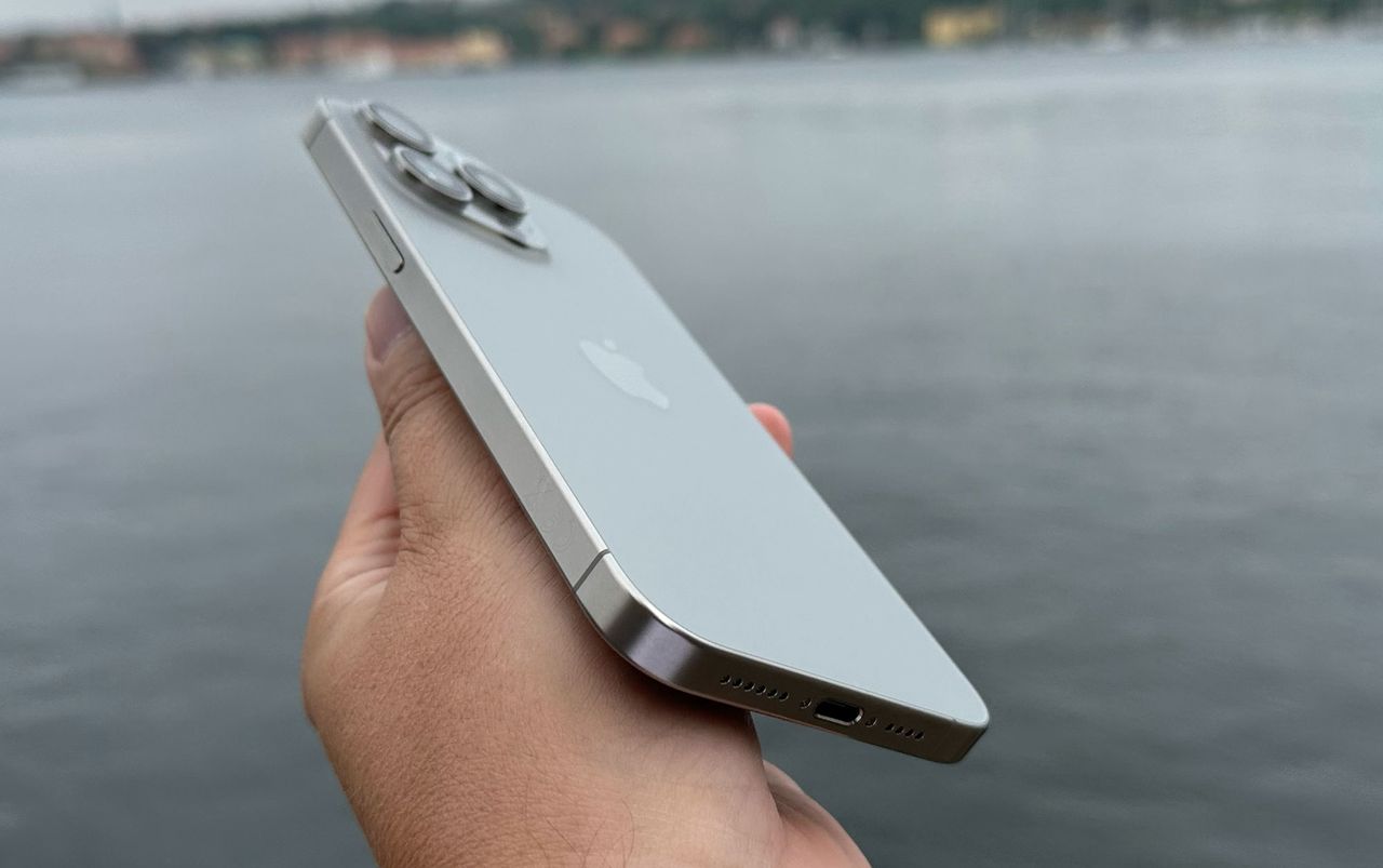 Apple ska fixa problemet med överhettade iPhone 15