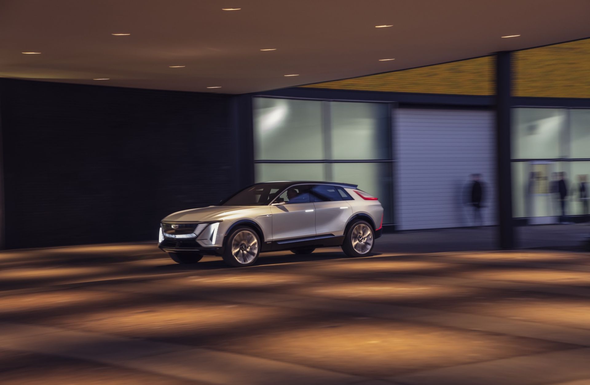 Nu kommer Cadillacs elbilar till Europa