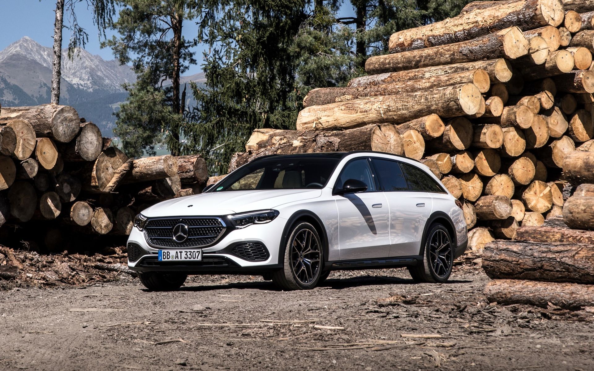 Säljstart för Mercedes E-Klass All-Terrain
