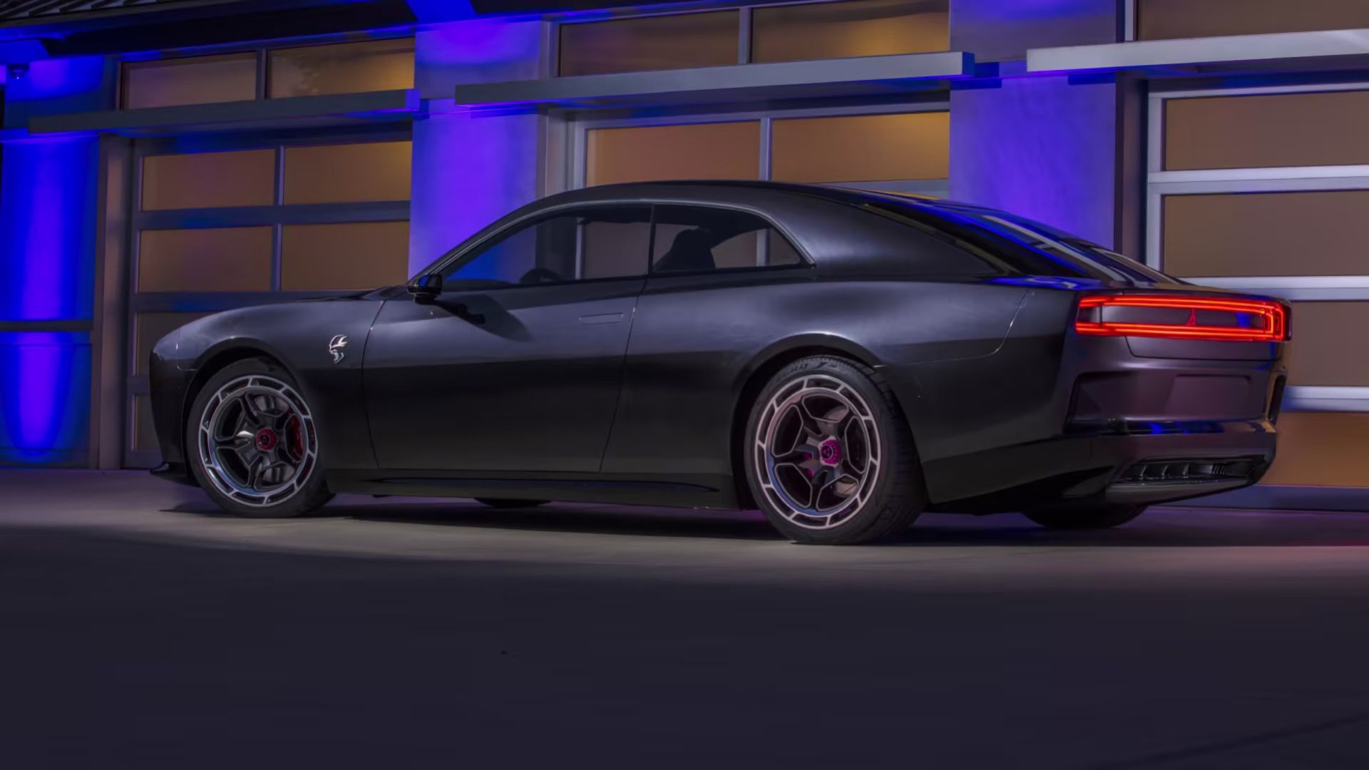 Nästa Dodge Charger kommer även med förbränningsmotor