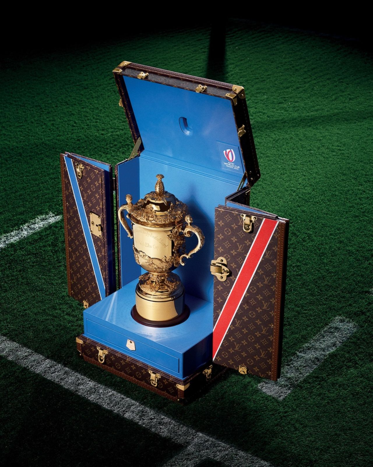 Louis Vuitton gör låda för rugbypokalen