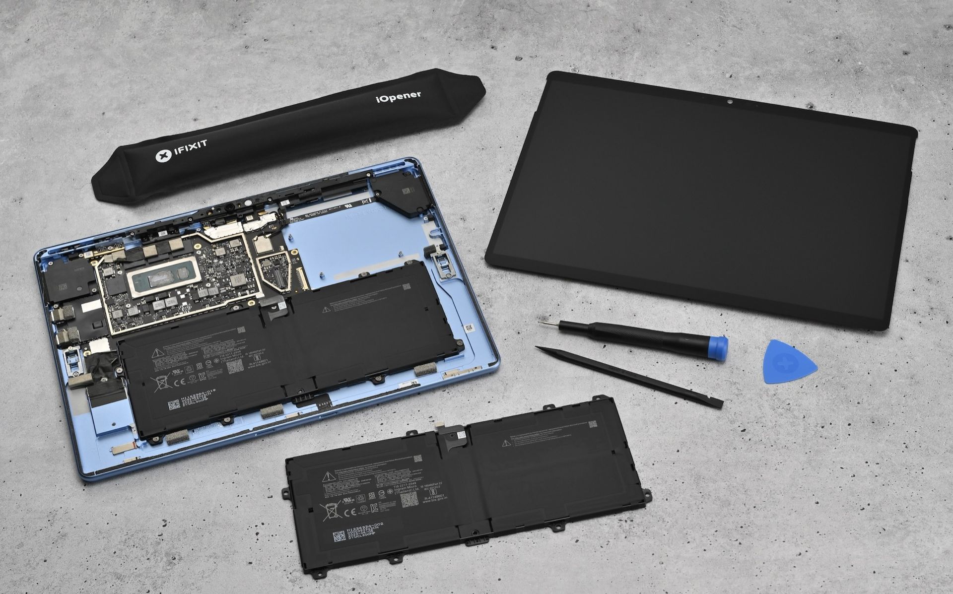 iFixit säljer nu reservdelar till Surface
