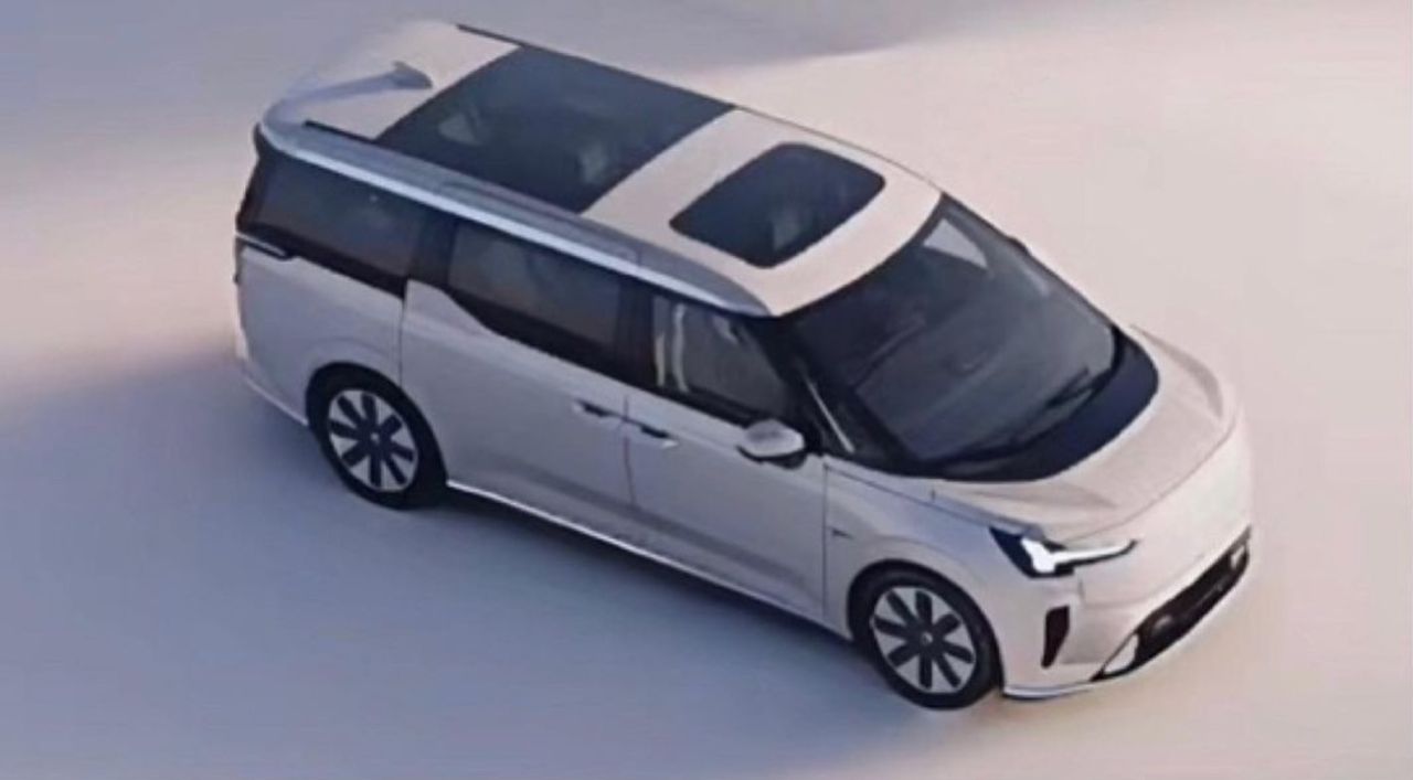 Fler läckta bilder på Volvo EM90