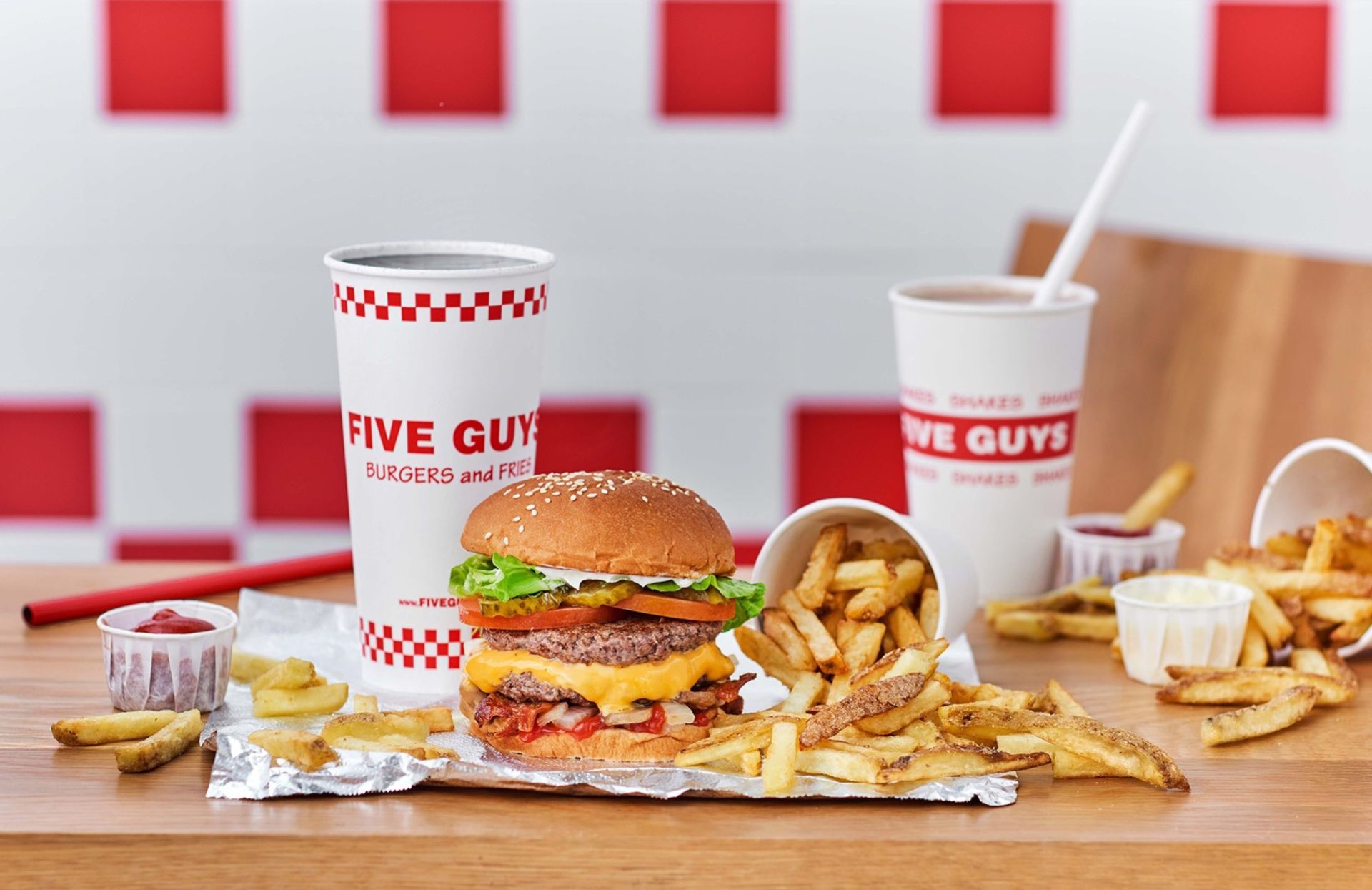 Five Guys kommer till Sverige