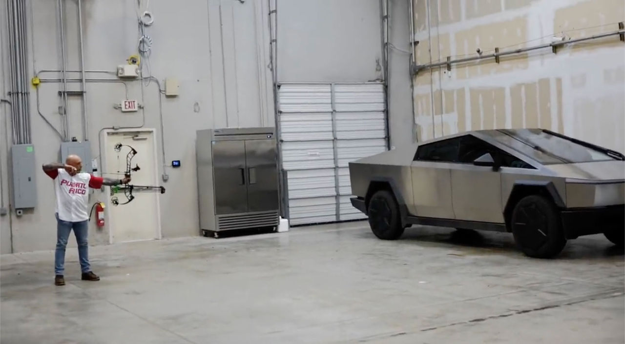 Elon Musk har hängt med Joe Rogan igen