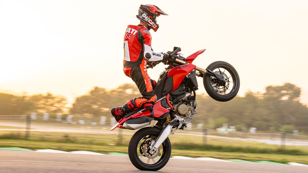 Ducati presenterar bushoj med enstånka