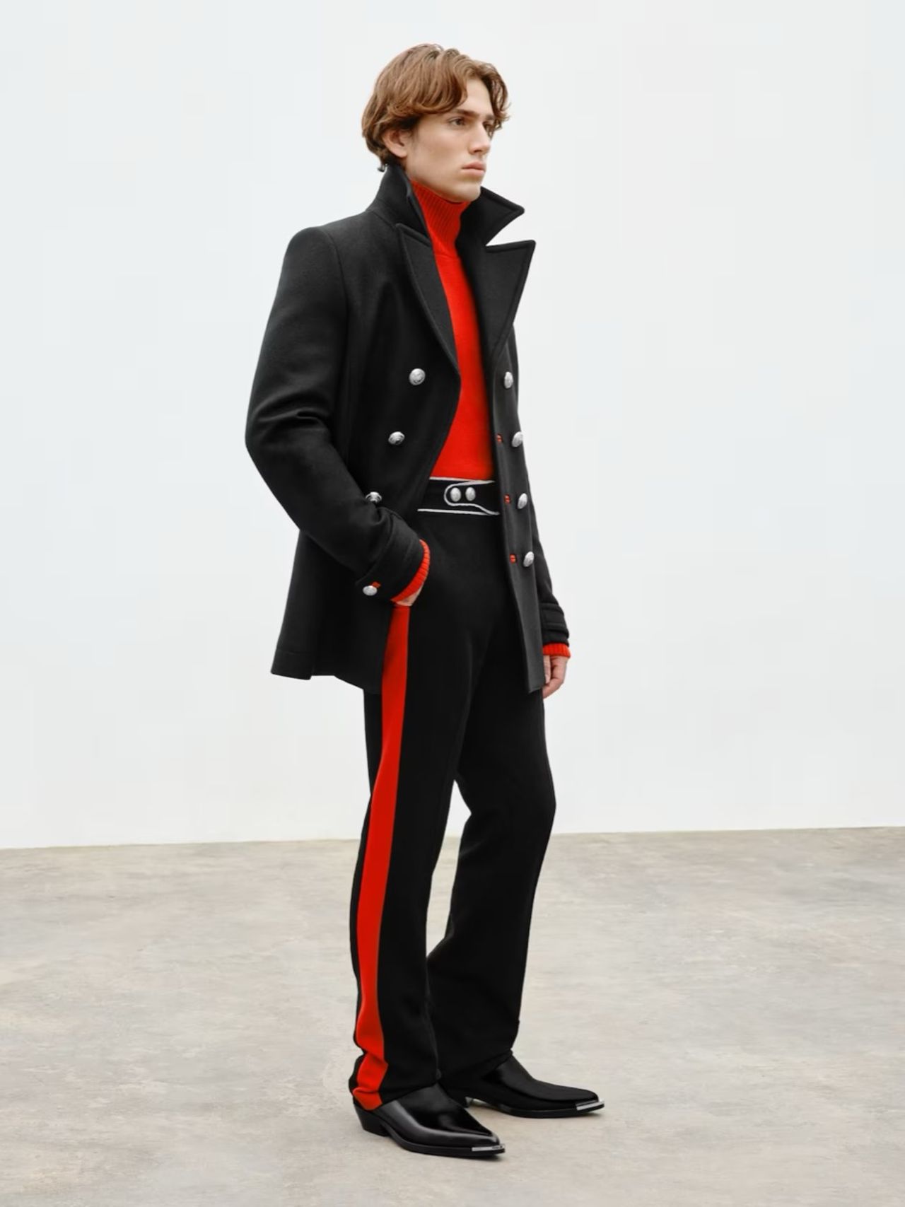 I morgon börjar H&M + Rabanne att säljas