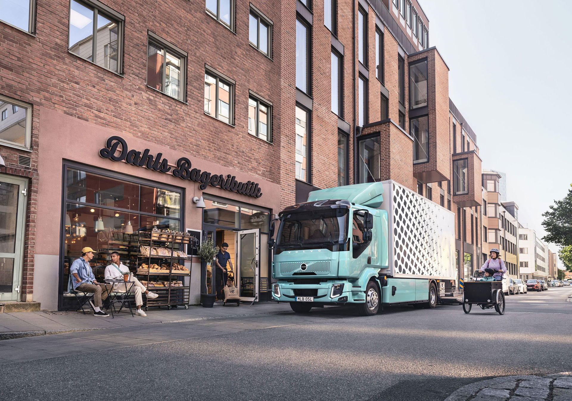 Volvo Trucks uppdaterar FE och FL-serien