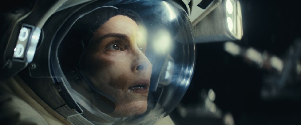 Noomi Rapace spelar huvudrollen i Constellation